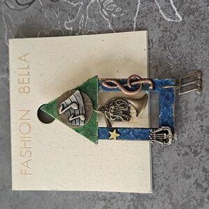 Fashion Bella Multicolor Musical Brooch